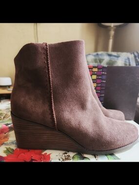 Toms Brown Suede Wedge Ankle Boots